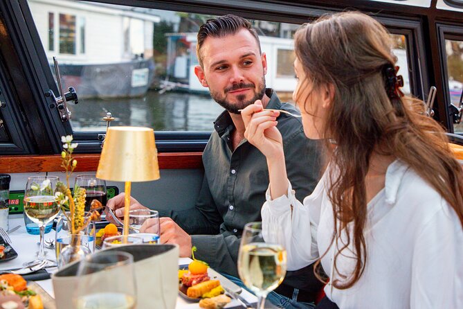 Dinner Canal Cruise Amsterdam: 4-Courses Including Drinks - From the canal ring to the Amstel River