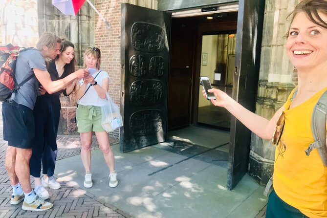 Discover Amsterdam's city center in this Outside Escape game tour - Spui, a former water lock