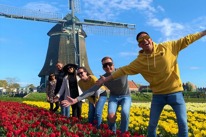 Discover Holland’s Beautiful Tulip Fields with an Expert Guide - Onderdijk lunch beside Dutch village life