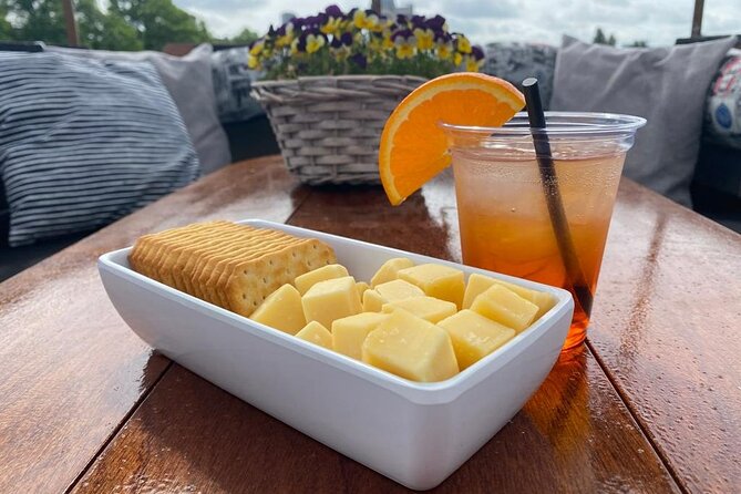 Dutch Cheese & Drinks Guided Amsterdam Boat Tour, All Inclusive - What the food and drinks add