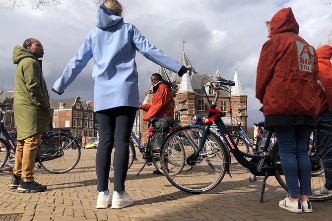 E-Bike Tour, Amsterdam's Highlights and Hidden Gems - Rijksmuseum, Museum Square, and Vondelpark