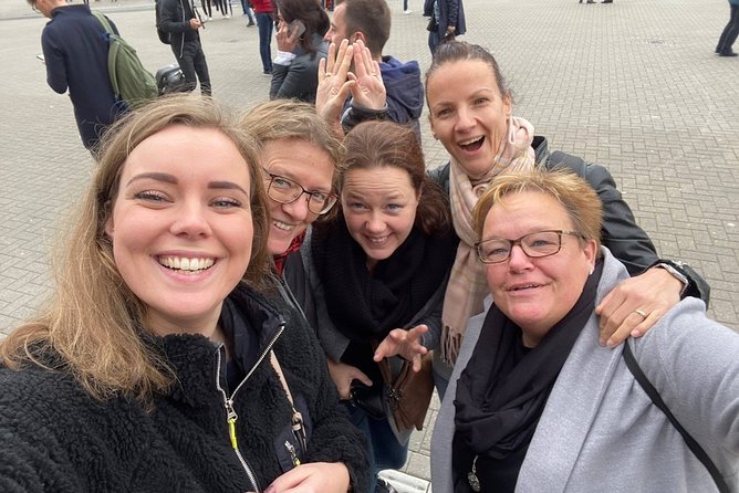 e-Scavenger hunt Amsterdam: Explore the city at your own pace - The Royal Palace and Amsterdam’s big-name museums