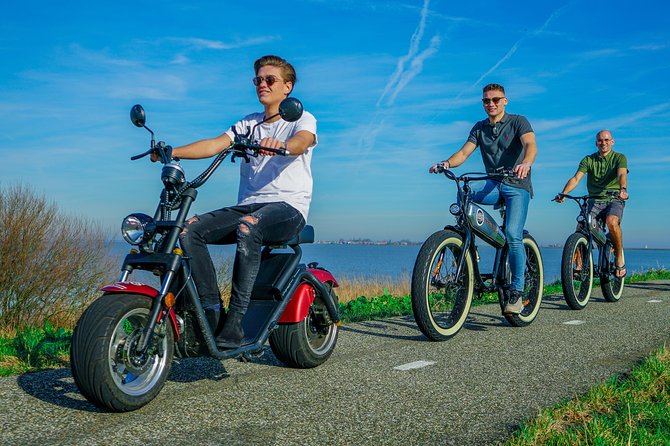 E-scooter rental Volendam - Countryside of Amsterdam - Starting at Haven 45 in Volendam