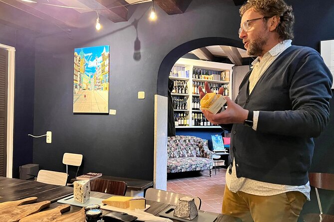 Exclusive Cheese Walk & Dutch Wine Discovery - Who should book this cheese walk?