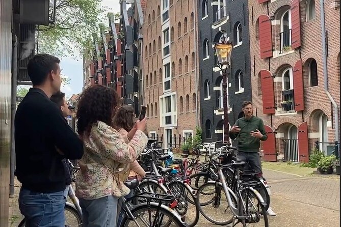 Explore Amsterdam by Bike in the Company of a French Local Guide - Key points to know before you book