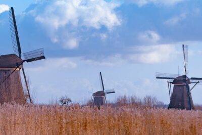 Famous Holland Tour: visit The Hague, Delft, Rotterdam and Kinderdijk from A’dam