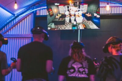 Free Roam VR in Amsterdam – Immerse Yourself in a Virtual World!