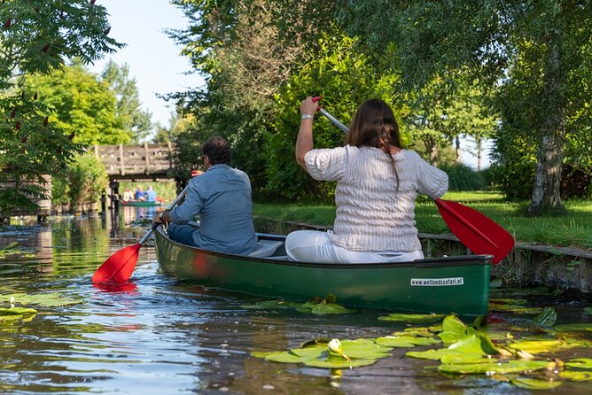 Fresh nose tour with the canoe through the nature near Amsterdam - A drink, a pause, and the sound of the wetlands