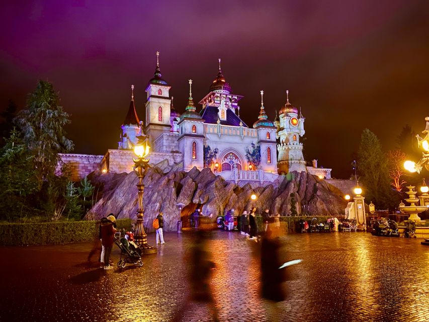 From Amsterdam: Day Trip to Efteling Theme Park with Ticket - Why Efteling Feels Different From a Standard Theme Park