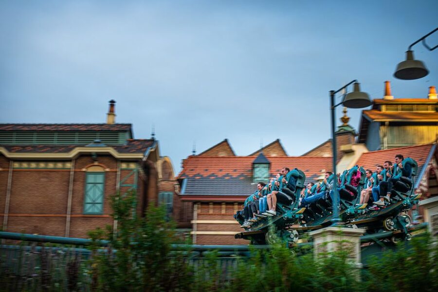 From Amsterdam: Day Trip to Efteling Theme Park with Ticket - Leaving Amsterdam in a Private Mercedes