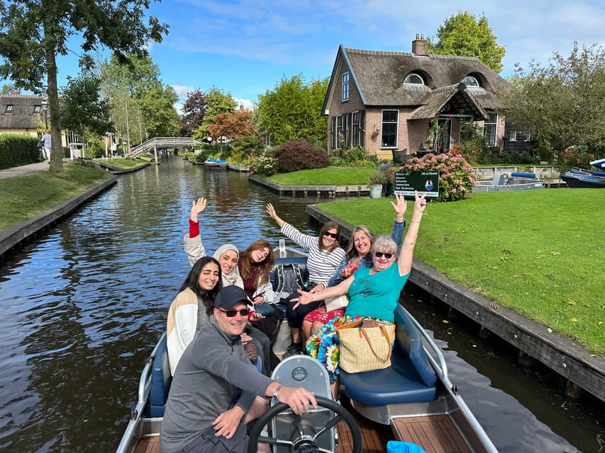 From Amsterdam: Giethoorn Small Group Tour with Boat Ride - Why Giethoorn is worth the long day from Amsterdam