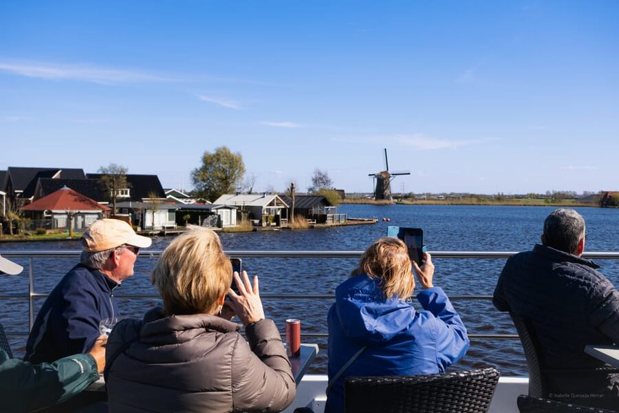From Amsterdam: Holland Flower and Windmill Tour - summer ed - The guide question you should clarify
