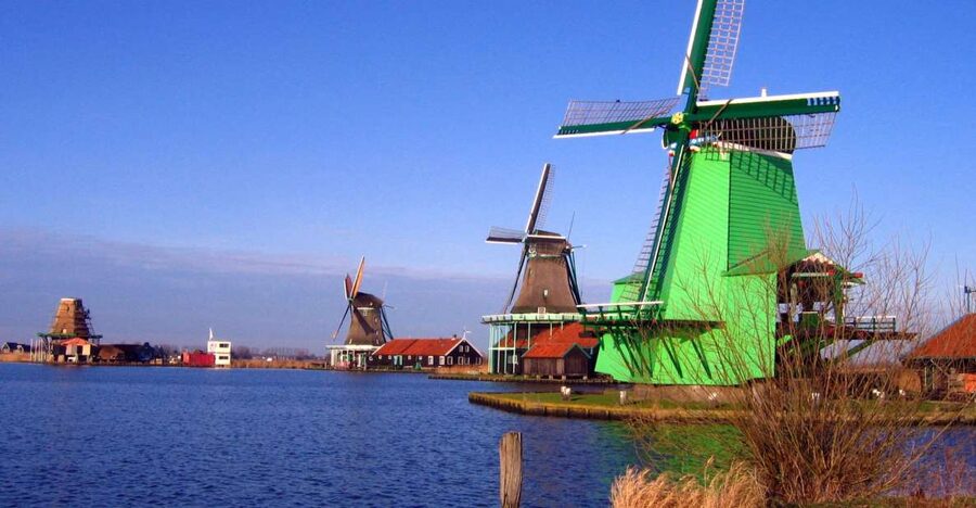 From Amsterdam: Small Group Zaanse Schans and Volendam Tour - Key points at a glance