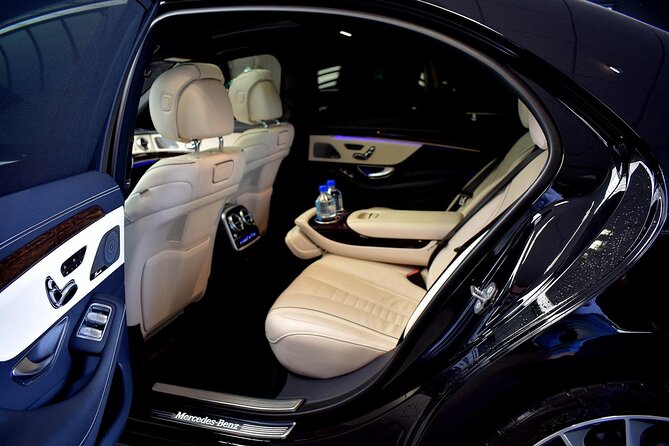 Full-Day Executive Chauffeur Service in Amsterdam - A chauffeur service built around your day