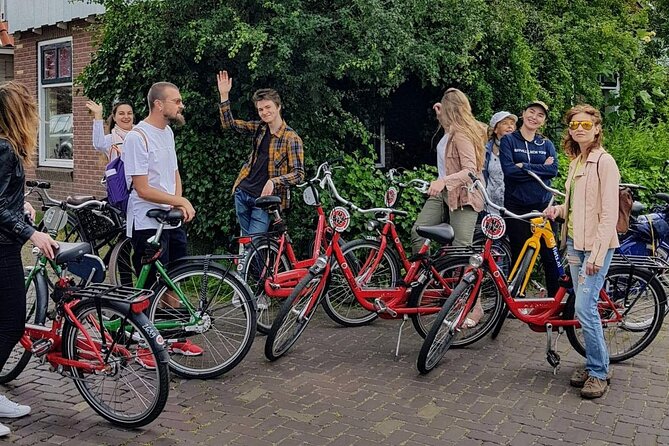 Full-Day Private Guided Countryside Tour from Amsterdam by Bike - Nieuwendammerdijk and Amsterdam’s old wooden houses