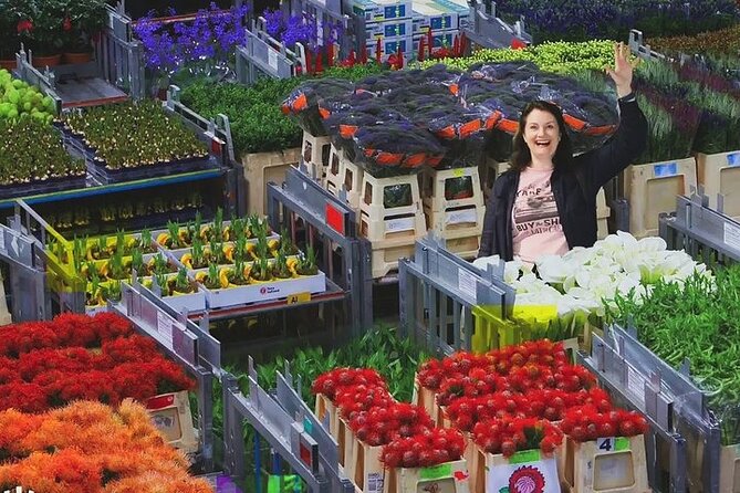 Full-Day Trip From Amsterdam to Keukenhof, Zaanse Schans + Cruise - Guide quality, group size, and practical rhythm