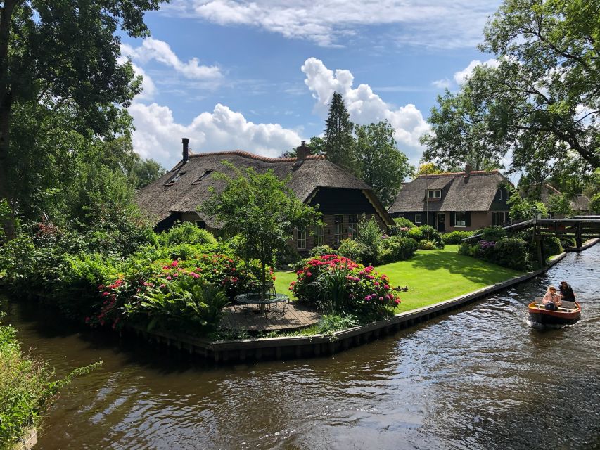 Giethoorm & Exploring the North of The Netherlands Tour - Key points at a glance