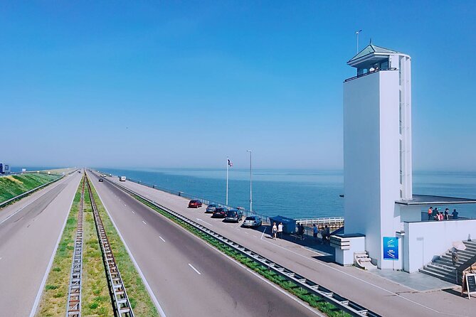 Giethoorn, Afsluitdijk, Zaanse Schans Day Tour Incl Hotel Pick Up - FAQ
