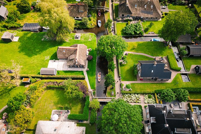 Giethoorn and Afsluitdijk Day Trip from Amsterdam with Boat Trip - Who will enjoy this nine-hour outing?