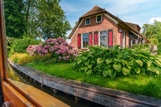 Giethoorn and Afsluitdijk Day Trip from Amsterdam with Boat Trip - Practical verdict: book it for Giethoorn, accept the trade-offs