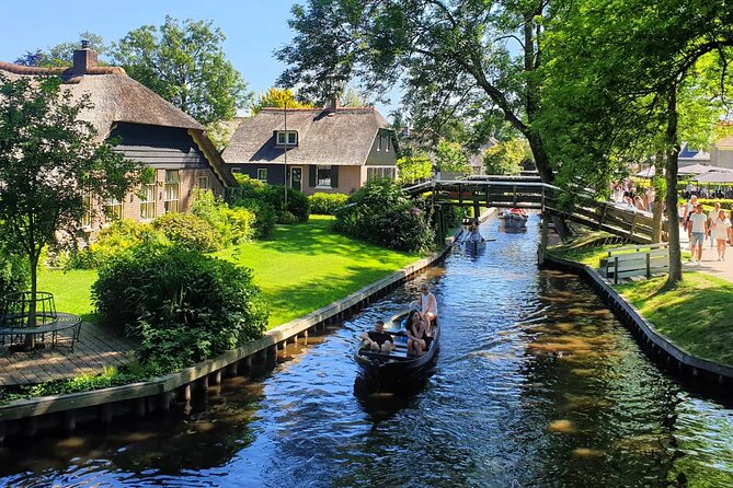 Giethoorn Day Tour from Amsterdam with Small Boat Ride - The road from Amsterdam to Giethoorn