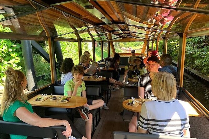 Giethoorn Day Trip from Amsterdam With Cruise and Cheeseplatter - Why Giethoorn makes a worthwhile day away