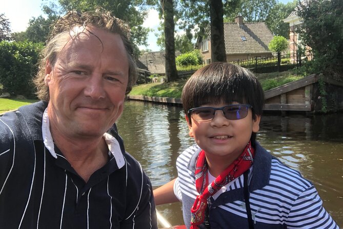 Giethoorn, Private Boat Tour & Zaanse Schans Windmills - Why pair Zaanse Schans with Giethoorn?