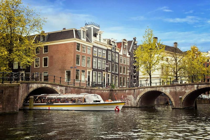 Go City Amsterdam Pass: 40+ Attractions including Keukenhof - Is the $68 price good value?