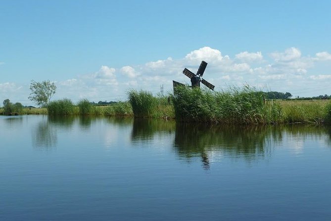 Guided Canoe Adventure with Picnic Lunch in Waterland from Amsterdam - Should You Book the Waterland Canoe Adventure?