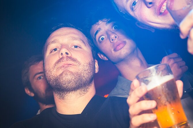 Guided Private Bar Tour in Amsterdam City Center - Practical details that affect your night