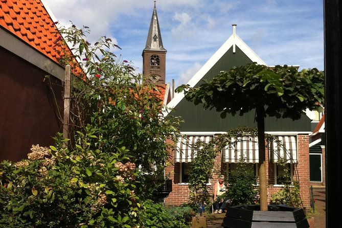Half-Day Edam and Volendam Private Walking Tour from Amsterdam - Leaving Amsterdam by local bus