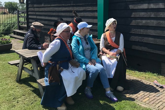 Half-Day Private Guided Sightseeing Tour of Zaanse Schans - The secret stop and the stories behind the mills