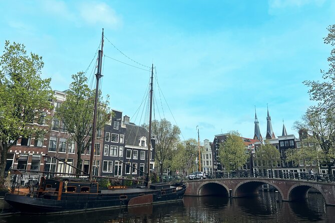 Historical Walking Tour, private with local Dutch guide - Key points to know before you book