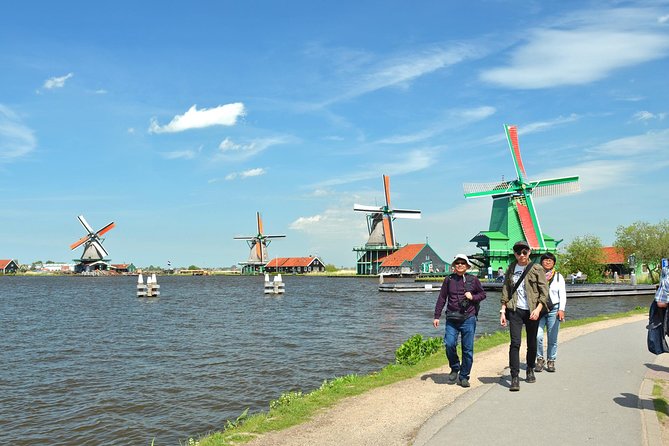Keukenhof, Flower Fields, Volendam and Zaanse Schans Small-Group Tour - Who should book this day trip?