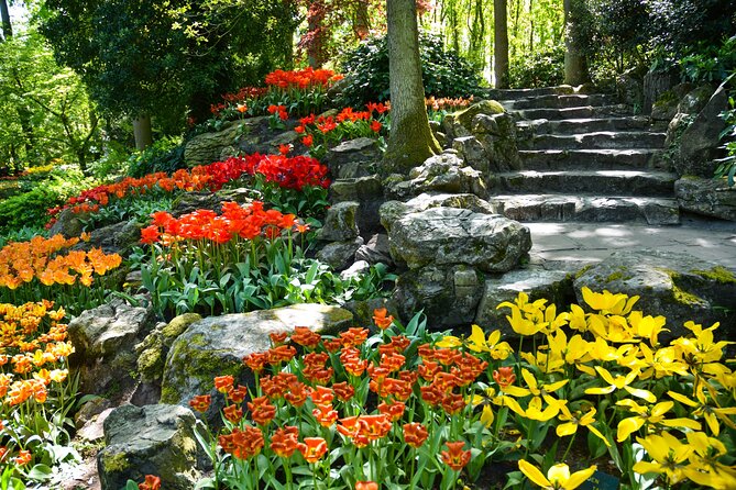 Keukenhof Gardens & Tulip Experience Tour from Amsterdam - How much guiding should you expect?