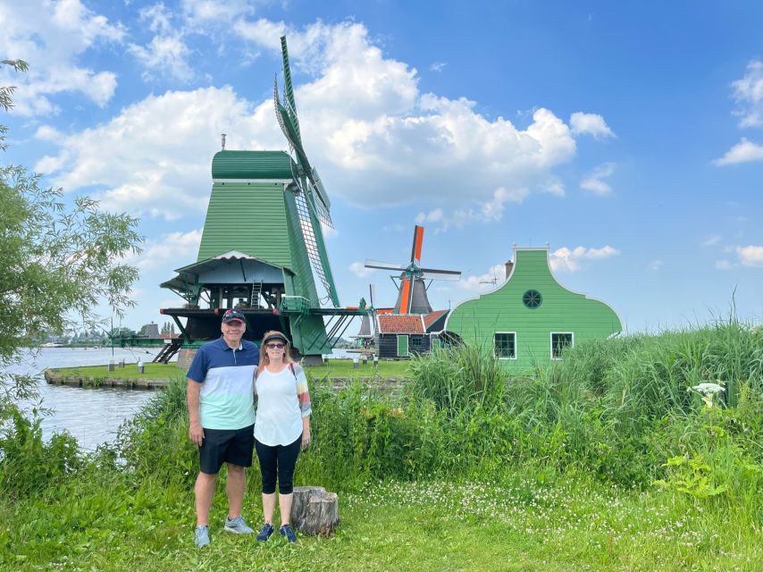 Keukenhof, Tulip Farm, Flower Fields & Windmills - What the guide adds to the experience