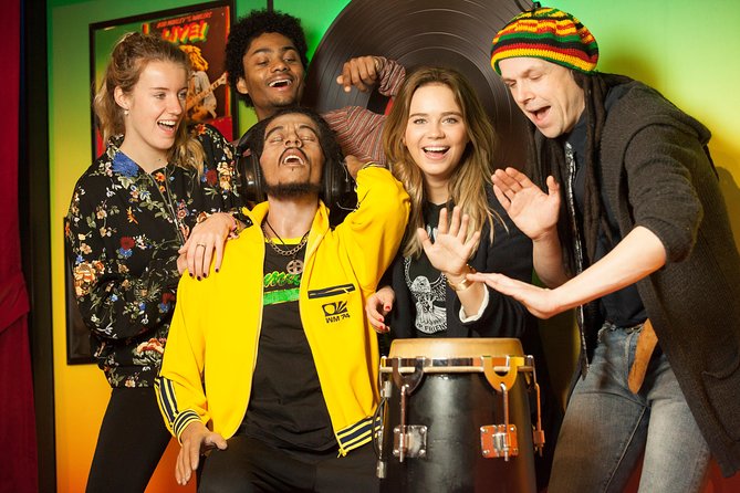 Madame Tussauds Amsterdam & 1-Hour Canal Cruise - Who will get the most from this package