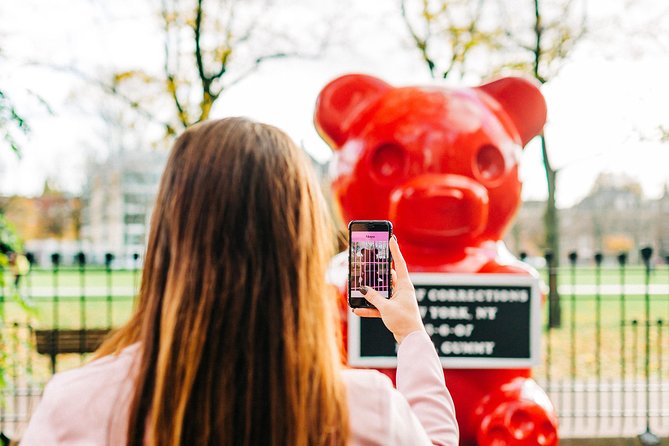 Moco Museum Amsterdam Admission Ticket with Banksy and more - Who will enjoy Moco Museum most?