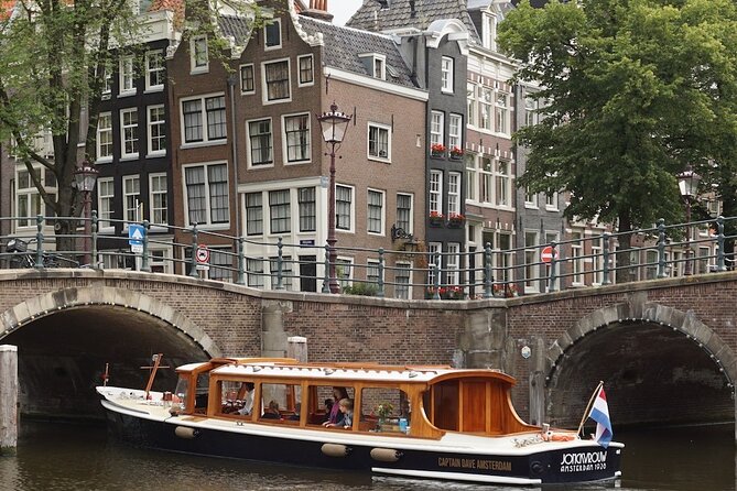 Morning Canal Cruise Amsterdam in Small-Group - What happens during the 90-minute route