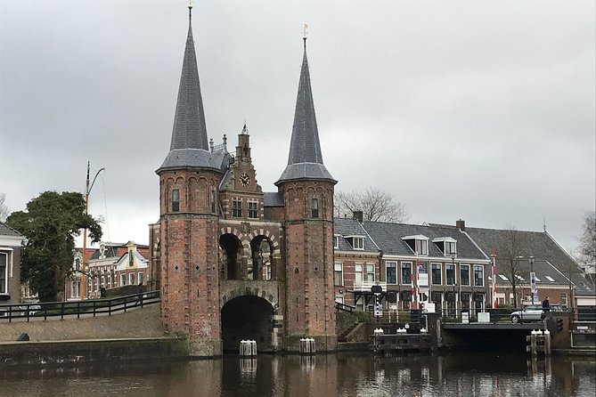 Northern Highlights Tour: visit 4 magnificent places from Amsterdam - Timing, weather, and cancellation details