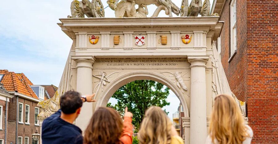 Outside Escape Amsterdam with your friend(s) and have fun! - Key points to know before you play