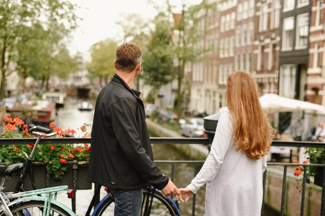 Personal Travel and Vacation Photographer Tour in Amsterdam - Centrum for the easiest first-session choice