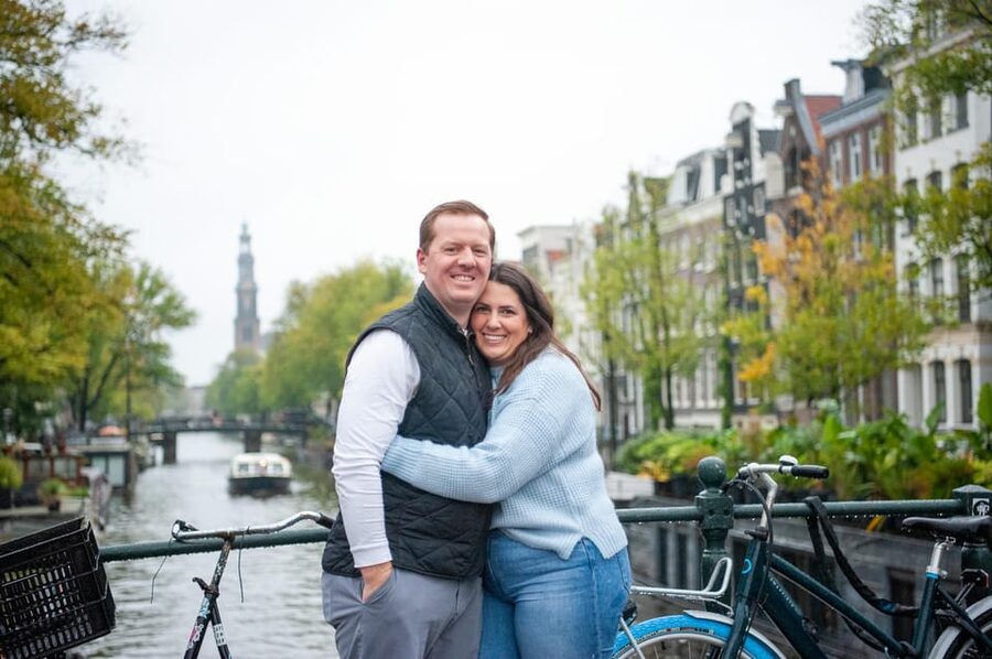 Photoshoot in or around Amsterdam - Keizersgracht and Amstel: a quieter city start