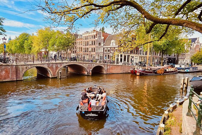 Private 90 Minute Amsterdam Canal Belt Exploration Cruise - Why seeing Amsterdam from the water works so well