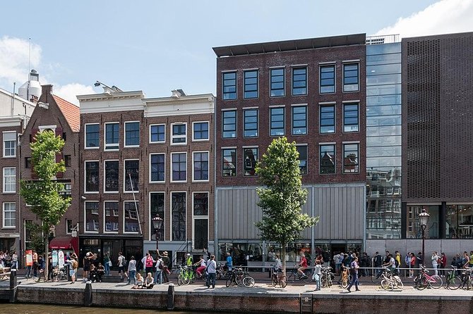 Private Amsterdam WW2 walking tour - The Portuguese Synagogue and Amsterdam’s Sephardic past
