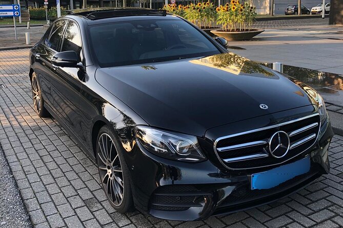 Private Arrival Transfer: Schiphol Airport Amsterdam - Who will get the most from this transfer