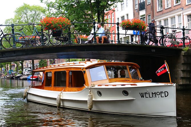 Private Champagne Canal Cruise in Amsterdam - The UNESCO canal ring and seven bridges