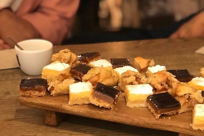 Private Dutch Food Tour - Eat Like a Local - What a private guide adds to the price