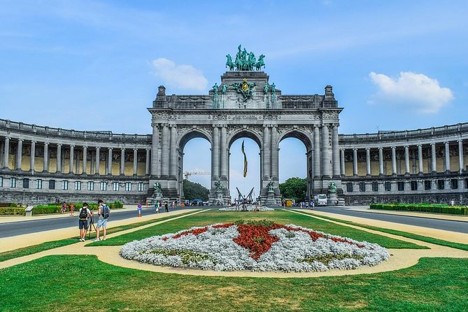 Private Full Day Sightseeing Tour to Brussels from Amsterdam - The Atomium gives the day an unusual start