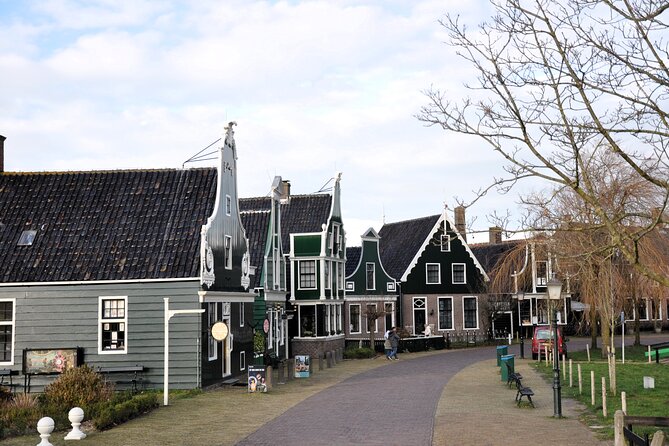 Private Guided Keukenhof Gardens and Zaanse Schans Tour - What the $480.63 price really buys